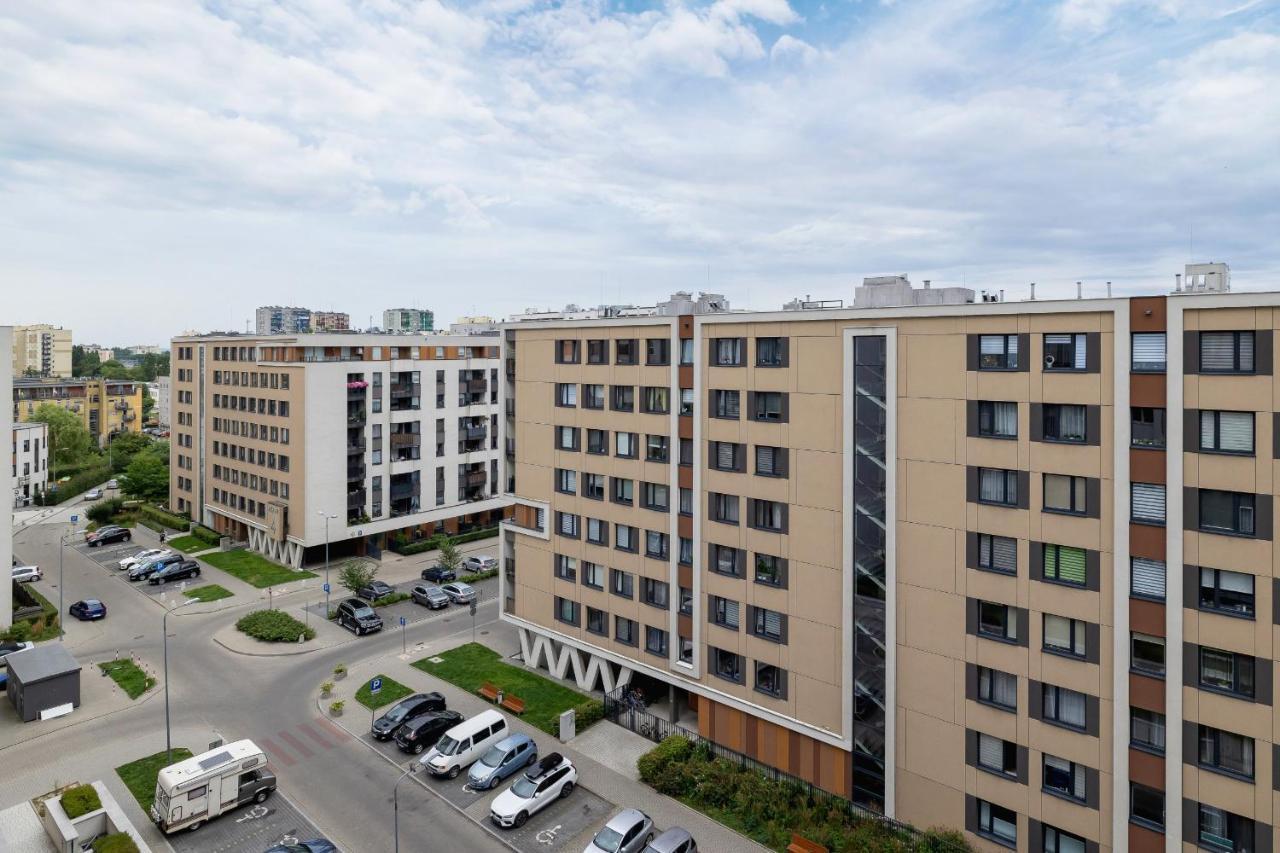 Appartement Osiedle Avia Harmonious With Balcony & Parking Cracow By Renters Prestige